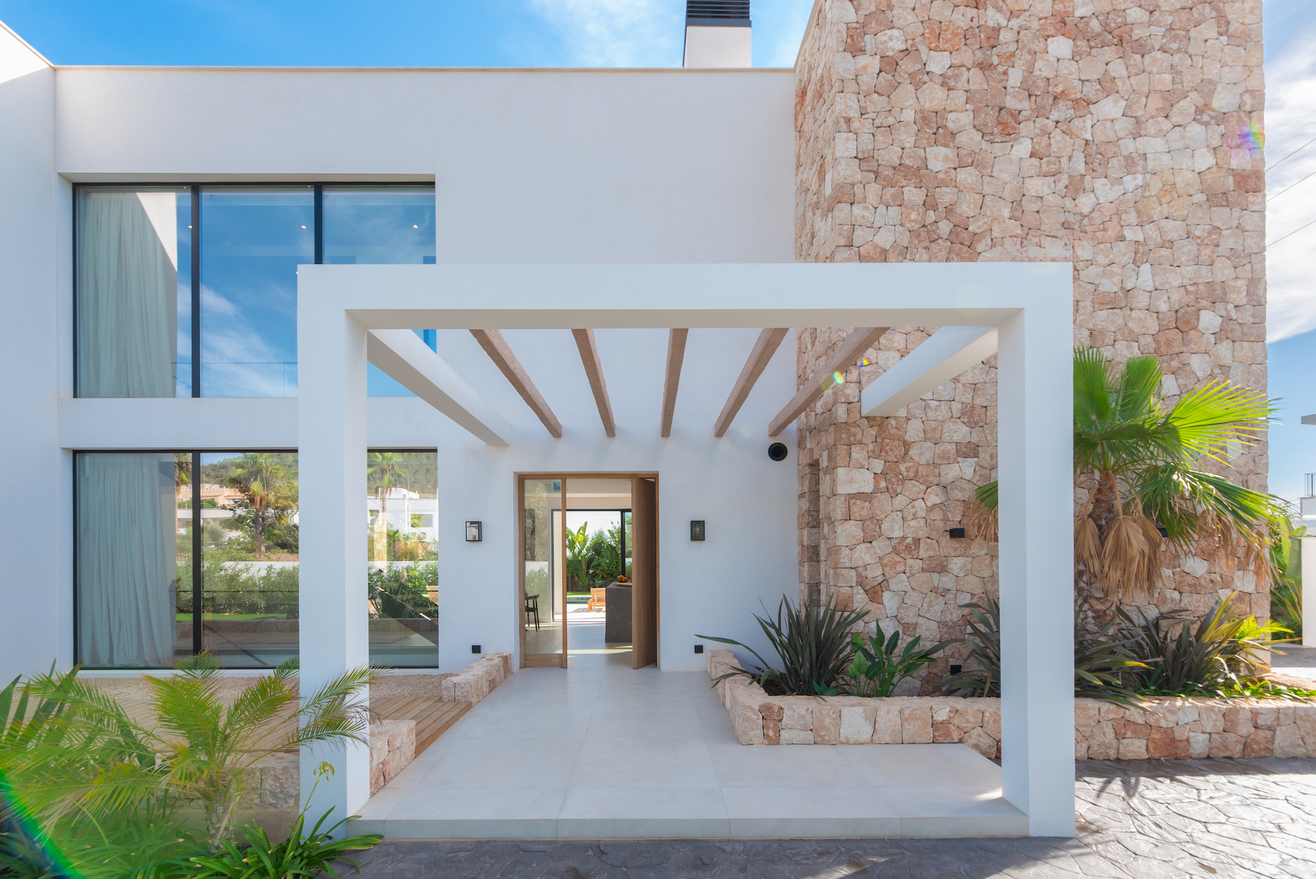 Resa Estates villa sant Jordi modern Ibiza for sale entrance 3.jpg